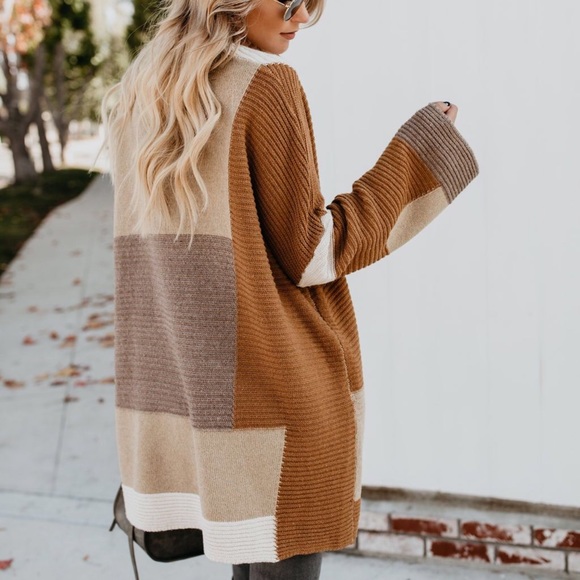 Creamy Colorblock Cardigan - Picture 5 of 8